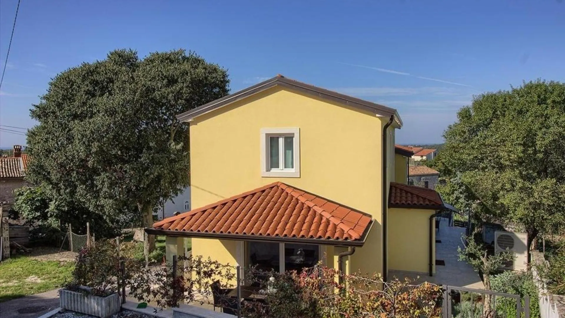 Ferienhaus Mit Privatpool Fuer 8 Personen Ca 120 Qm In Mugeba, Istrien Istrische Riviera